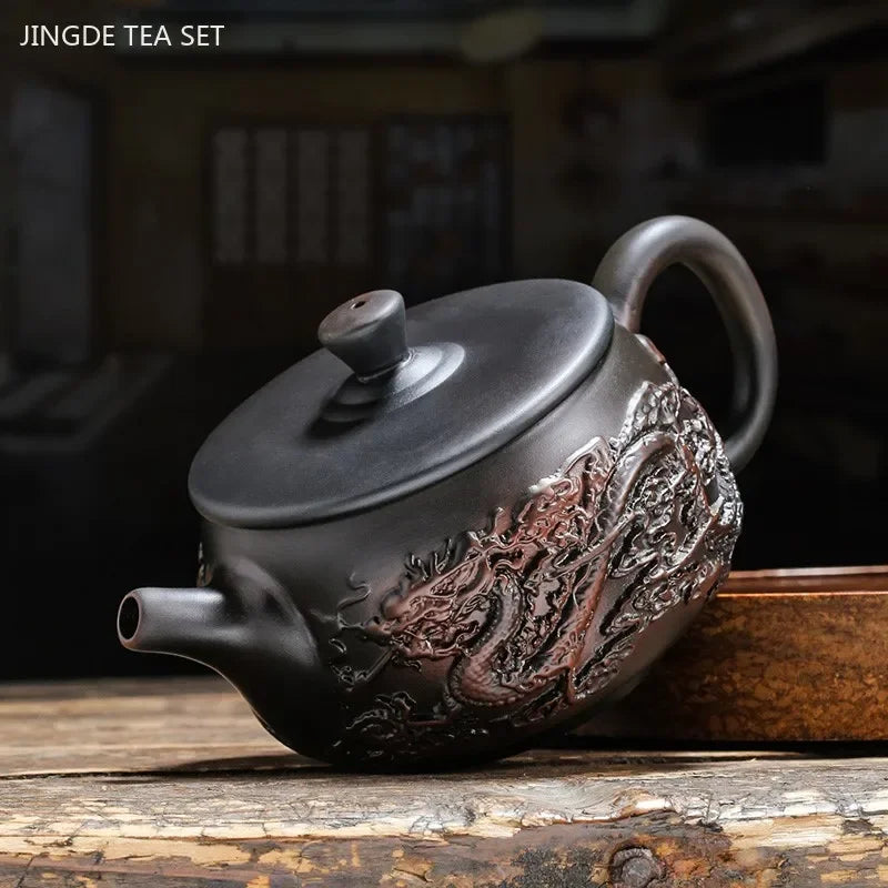 180ml Chinese Yixing Purple Clay Tea Pot Hand-carved Dragon Pattern Teapot Zisha Filter Teaware Customized Beauty Tea Infuser